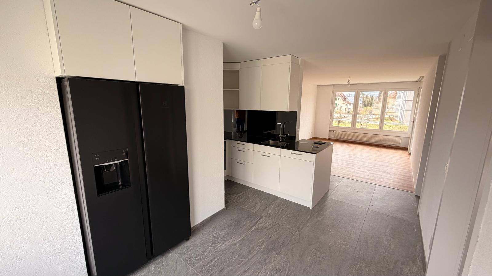 Helle 3.5-Zimmer-Wohnung mit Balkon